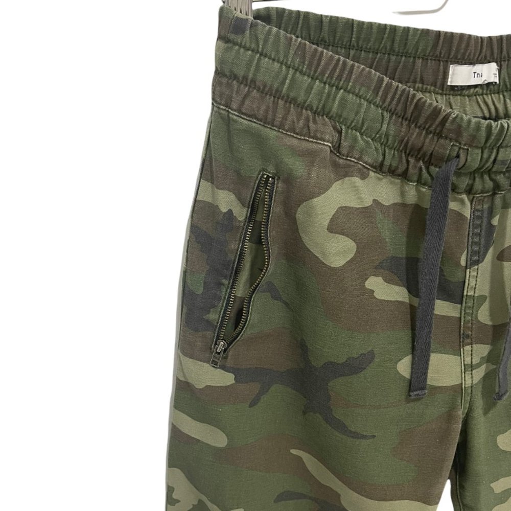 TNA Alix High Waisted Elastic Cuff Camo Print Ankle Jogger Pants Green Small EUC - Picture 6 of 11